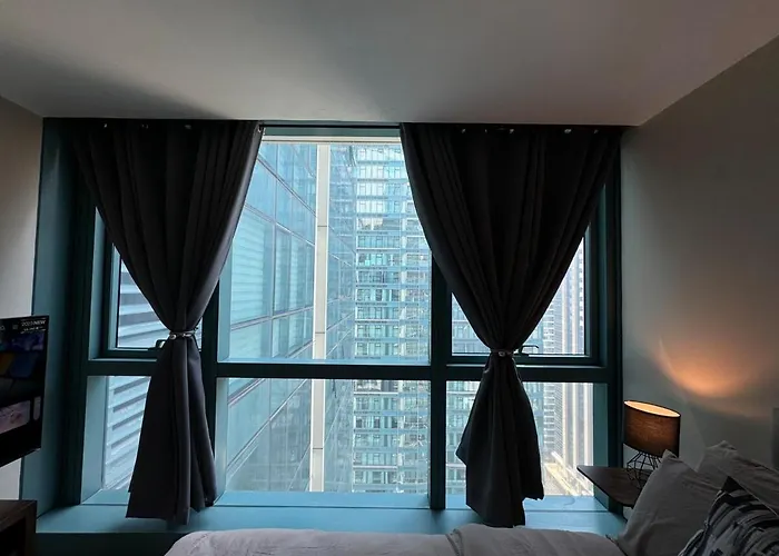 公寓 Modish 1br One Uptown Bgc Near Uptown Mall *